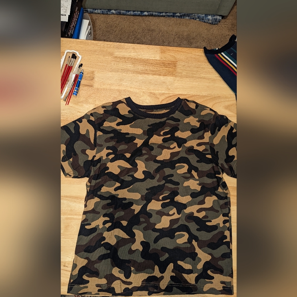 3 Original Use Brand Men's Short Sleeve Crew Neck T-Shirt Size Medium